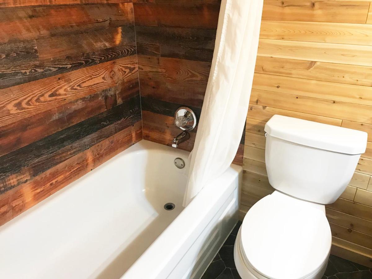 Copper River Inn Форт Франсис Екстериор снимка
